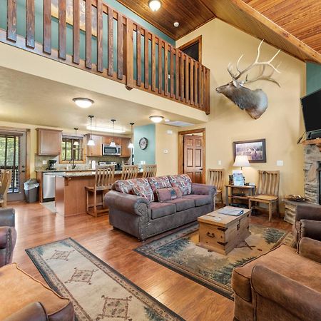 Makin Memories Lodge Cabin Брансън Уест Екстериор снимка