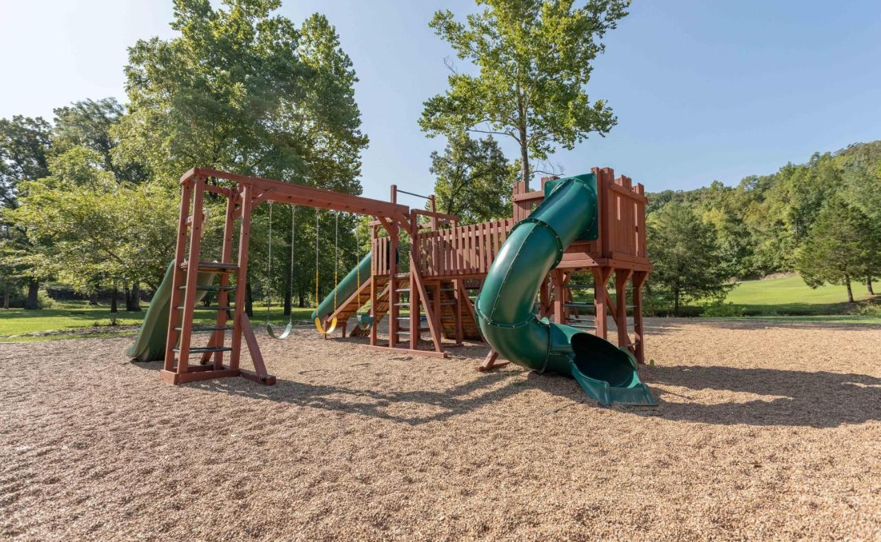 Makin Memories Lodge Cabin Брансън Уест Екстериор снимка